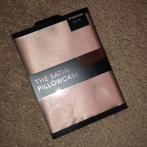 Kitsch satin pillowcase